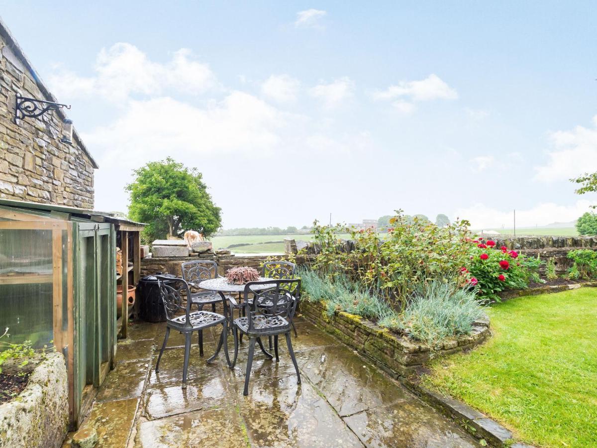 Green Clough Farm Bradford  Exterior photo